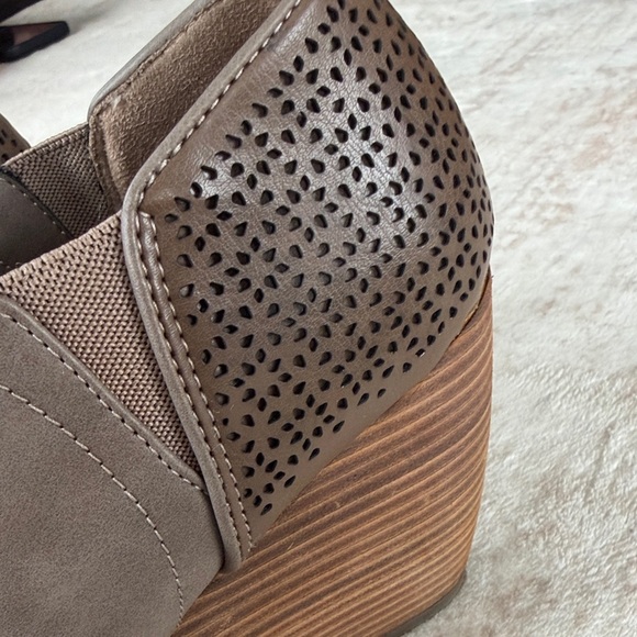 Dr. Scholl's Taupe Mules with Wedge Heel - Picture 3 of 9